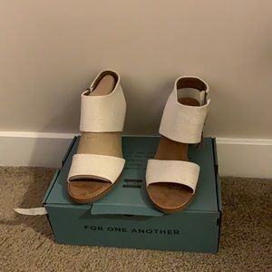 TOMS Majorca Cutout sandals in natural yarn dye